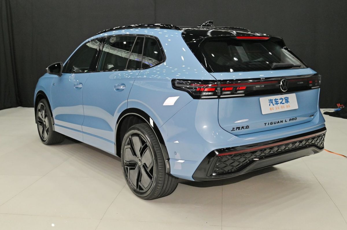 Volkswagen Tayron 7-seater SUV