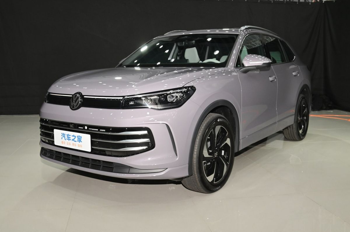 Volkswagen Tayron 7-seater SUV