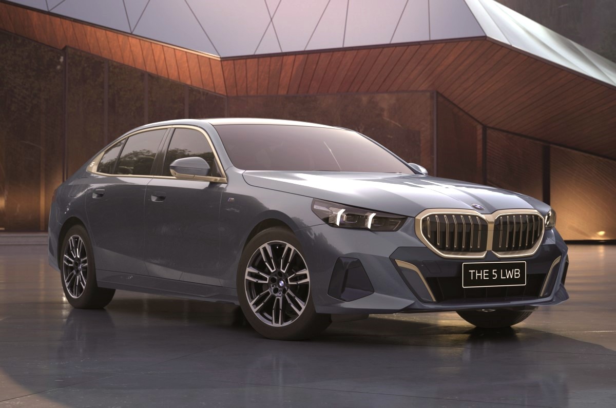 BMW 5 Series LWB bookings open