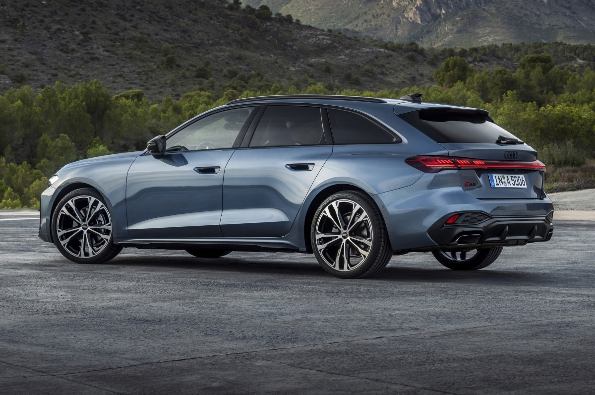 Audi A5 Avant estate rear