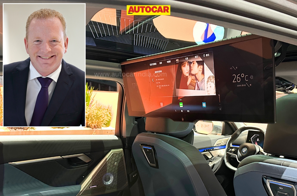 BMW 5 Series LWB rear Theatre Screen under evaluation