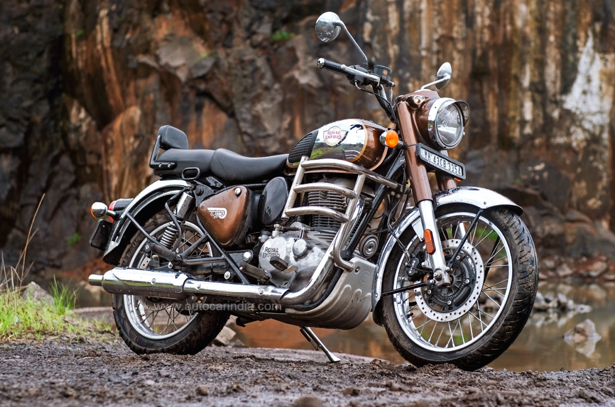 Royal Enfield Classic 350 Chrome Bronze static image.