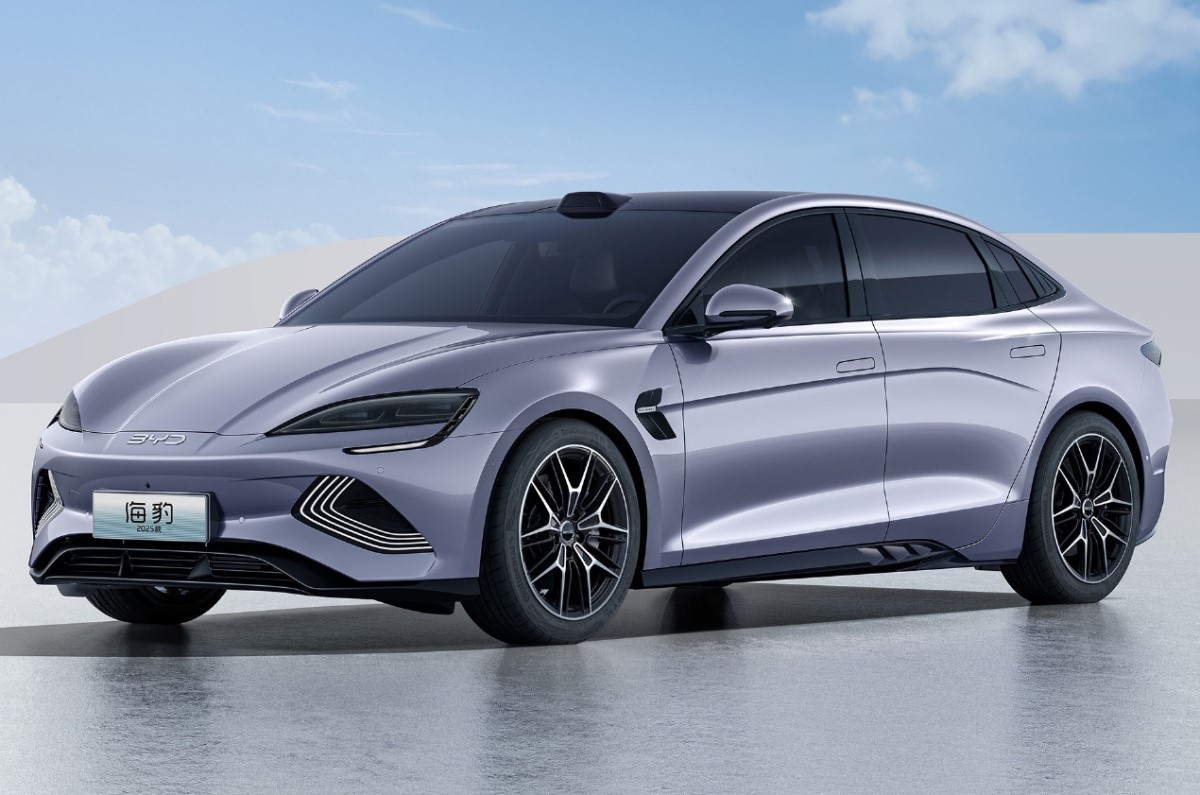 BYD Seal facelift gets new interior, faster charging