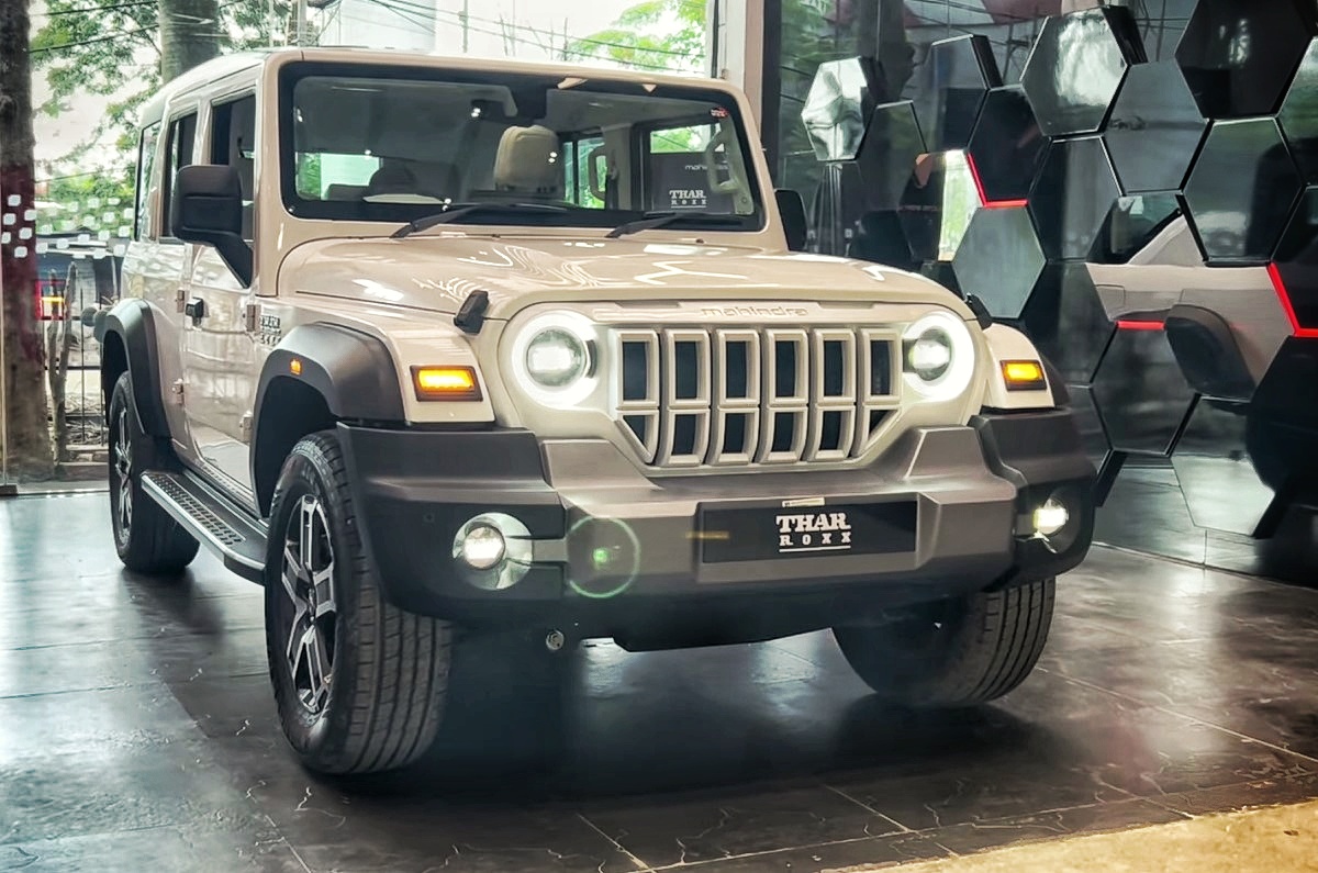 Mahindra Thar Roxx showroom Mahindra Thar Roxx showroom