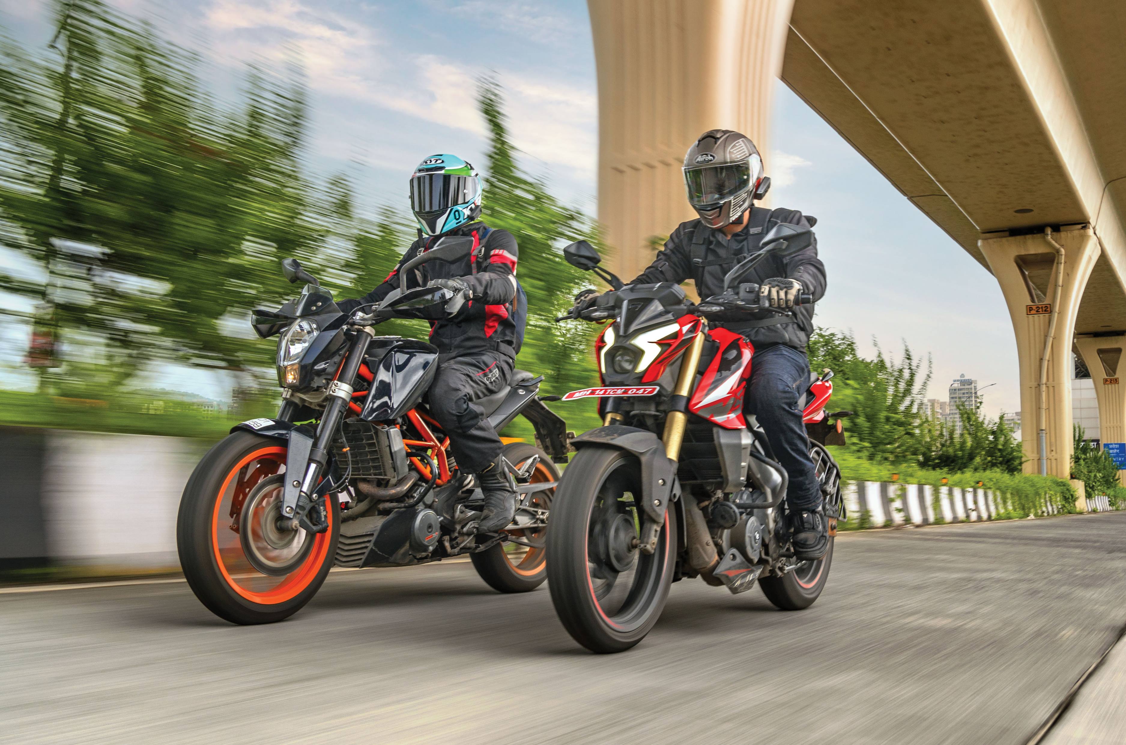 Bajaj Pulsar NS400Z, KTM 390 Duke, comparison, performance, specifications