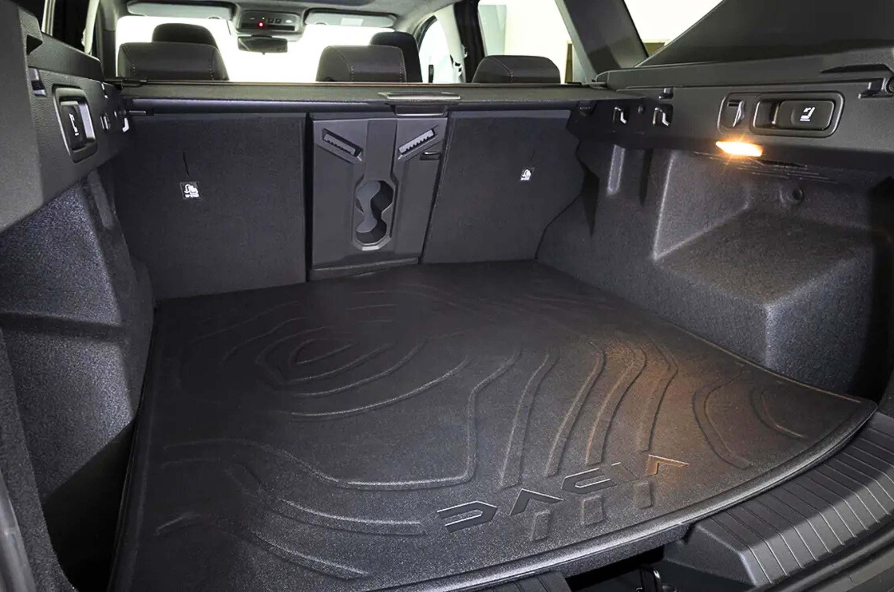 Dacia Renault Bigster boot