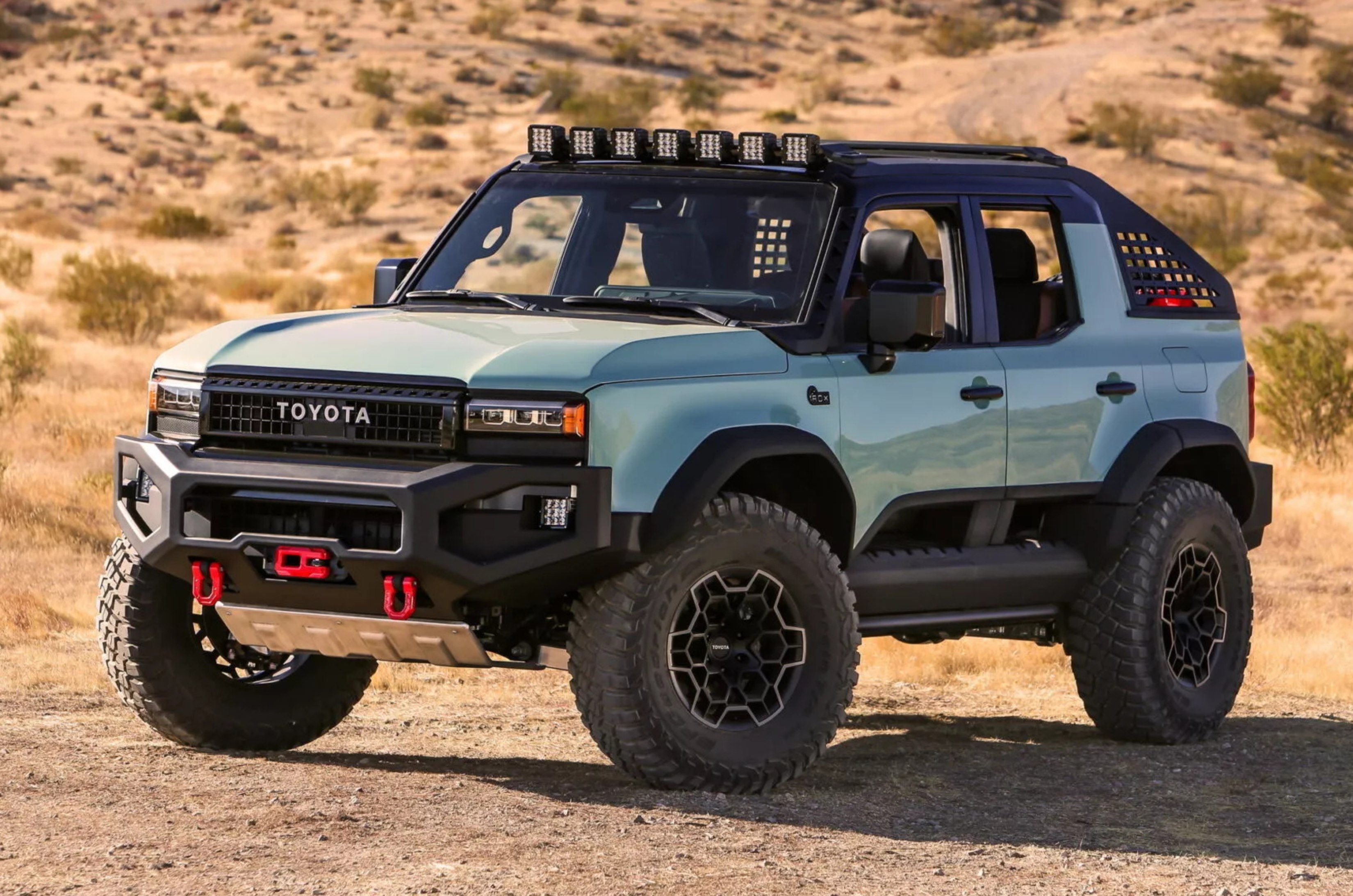 Toyota Land Cruiser Rox