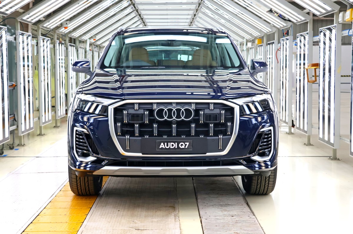 New Audi Q7 facelift launch on November 28, bookings open