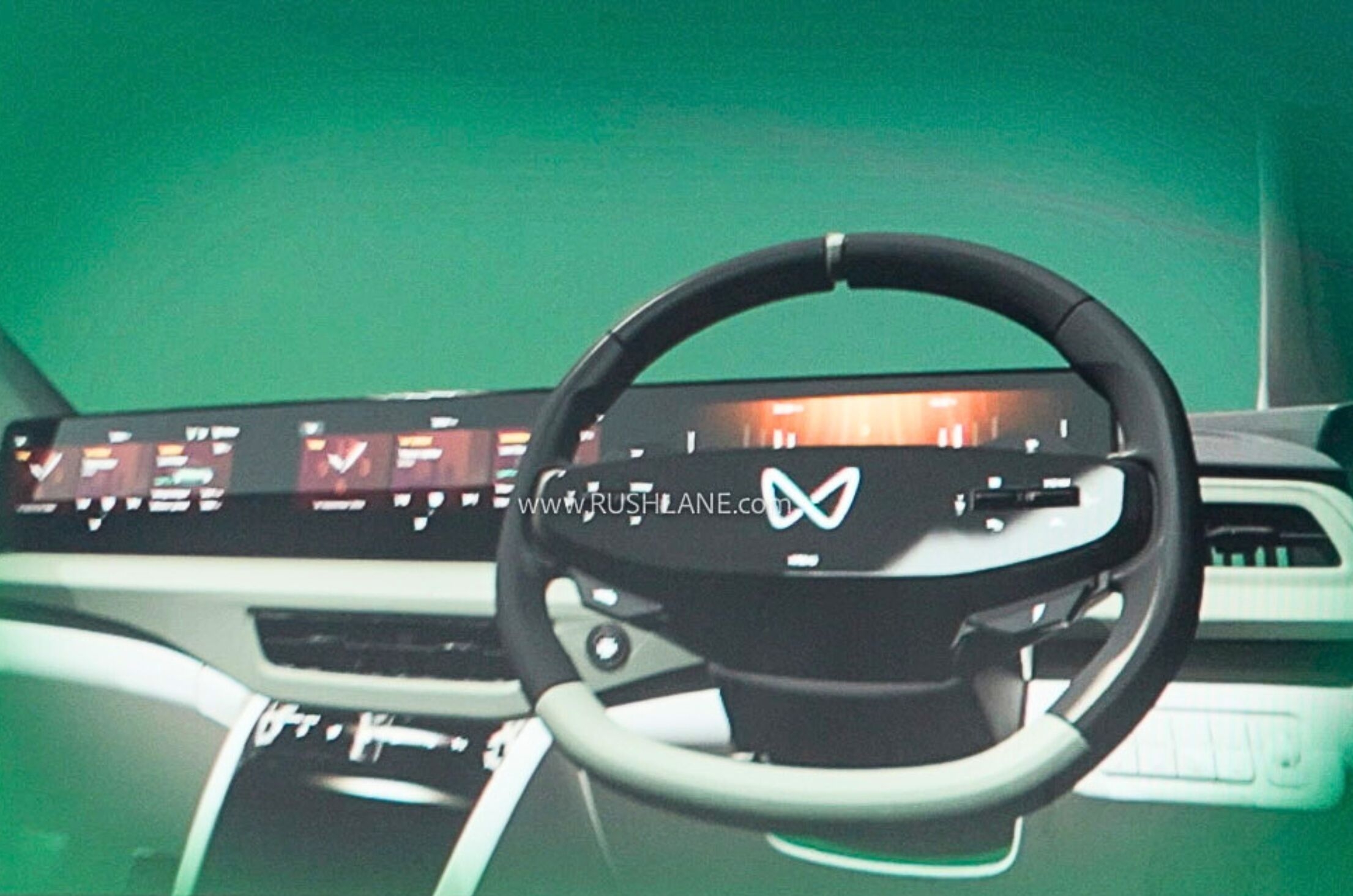 Mahindra XEV 7e interior