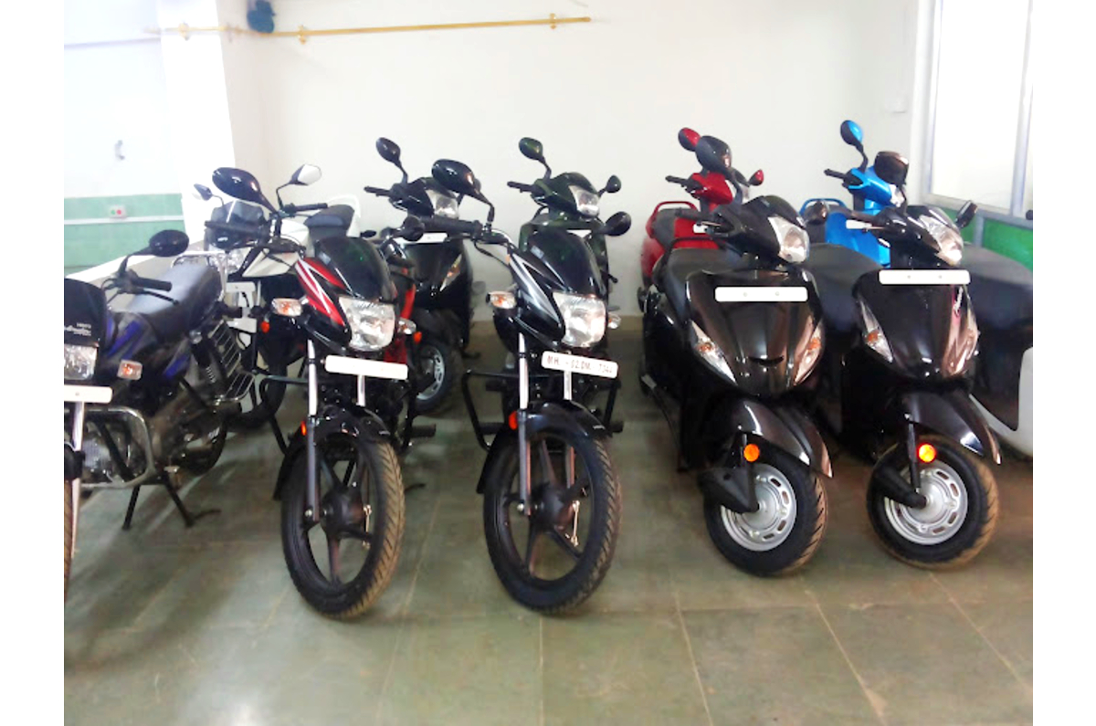 Hero Xoom, Honda Dio sales November 2024