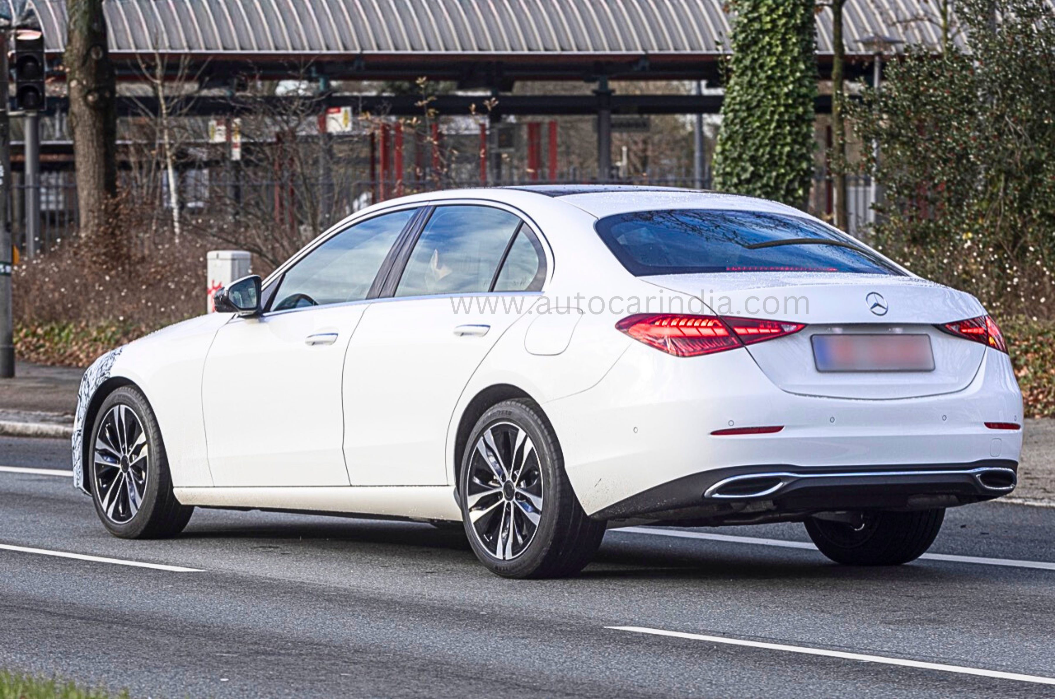 2025 Mercedes C-Class facelift spied rear 2025 Mercedes C-Class facelift spied rear