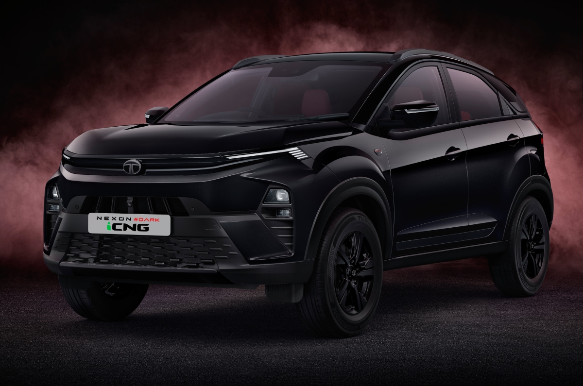 Tata Nexon CNG Dark price range is Rs 12.7-14.7 lakh