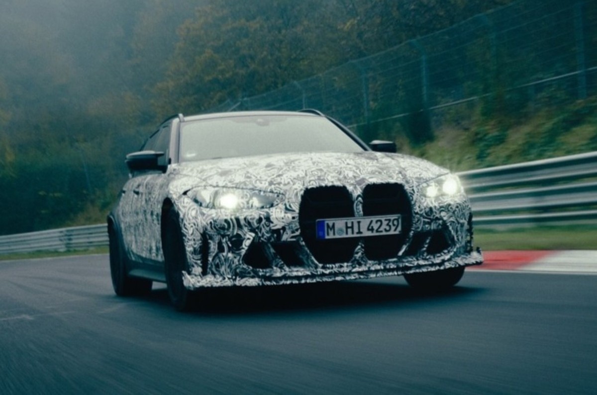 bmw m3 cs touring front three quarters