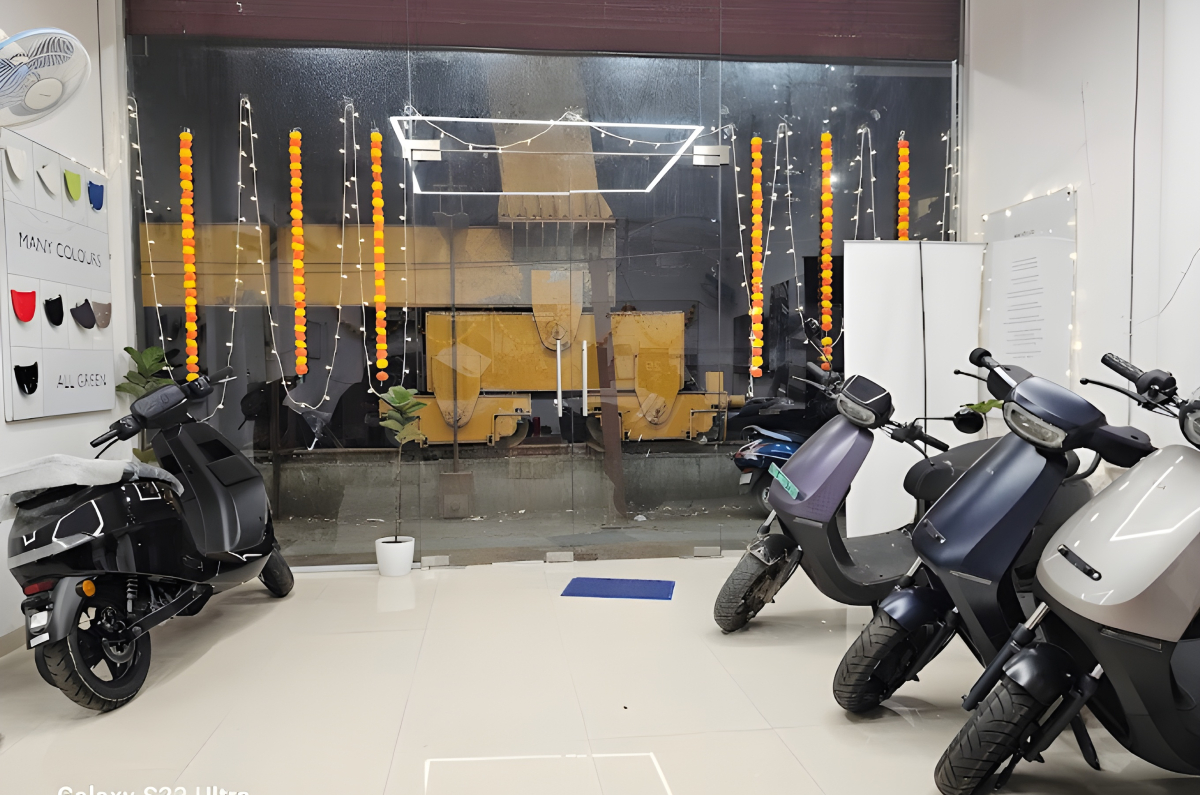 जनवरी 2025 में ओला एस 1 प्रो, बजाज चेताक, टीवीएस इक्वेब बिक्री
