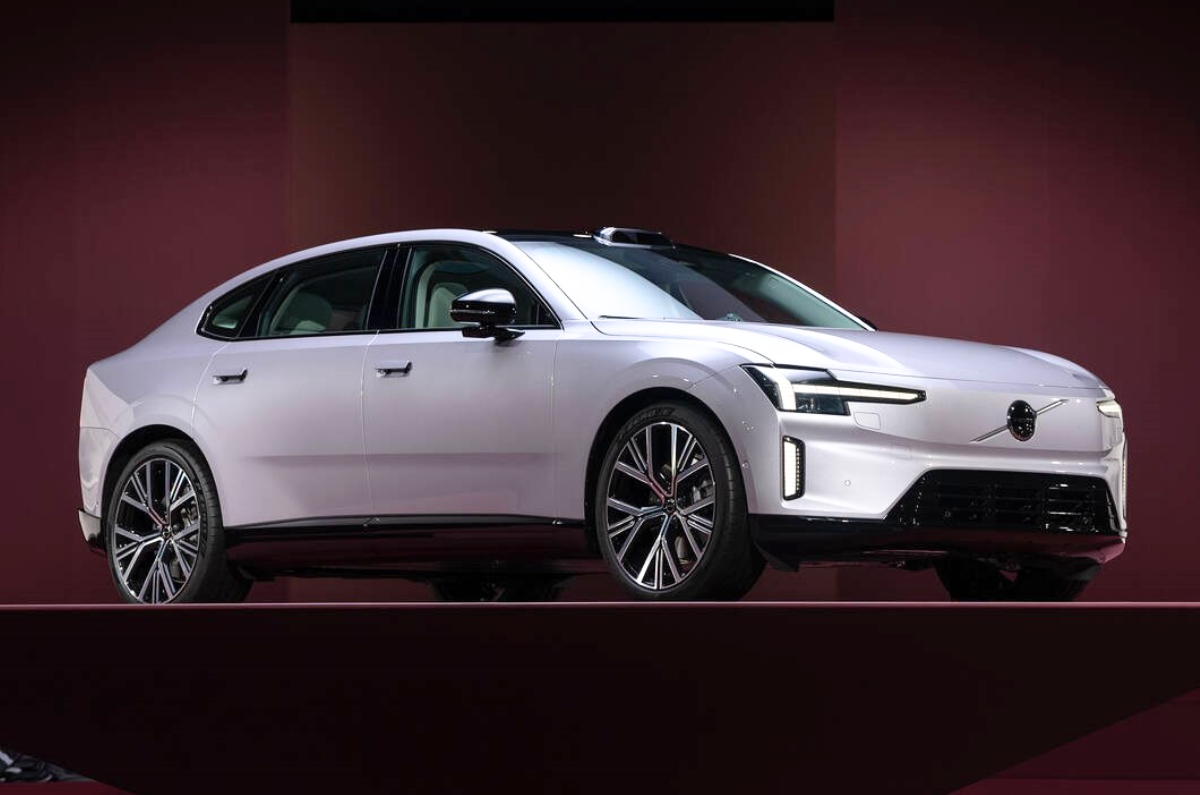 Volvo ES90 electric sedan with up to 700km range revealed Volvo ES90 electric sedan with up to 700km range revealed