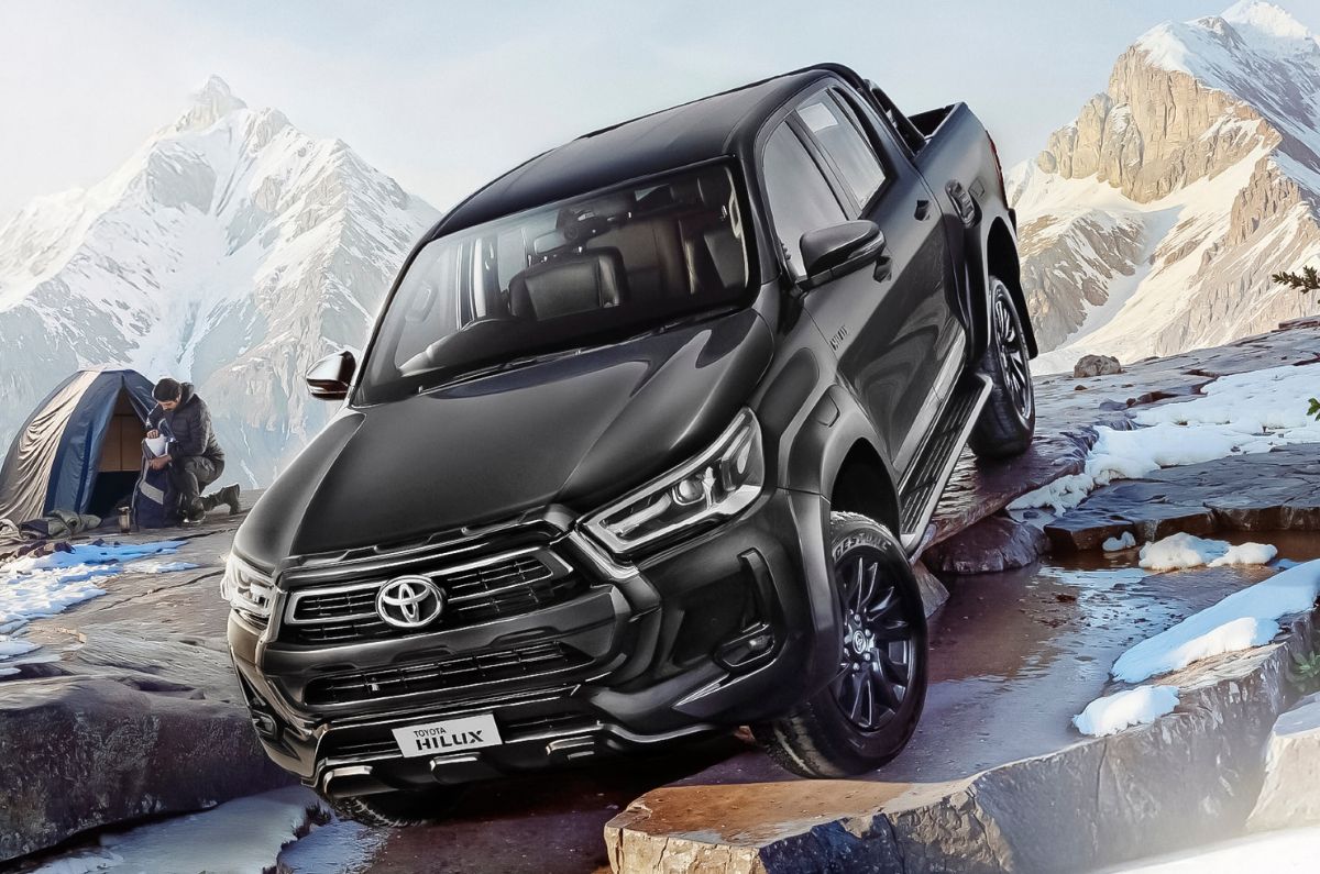 Toyota Hilux Black Edition launched at Rs 37.90 lakh