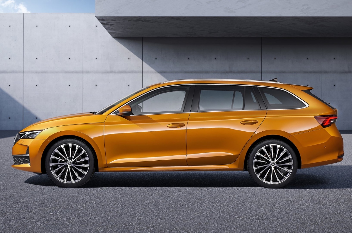 Skoda Octavia Combi side profile
