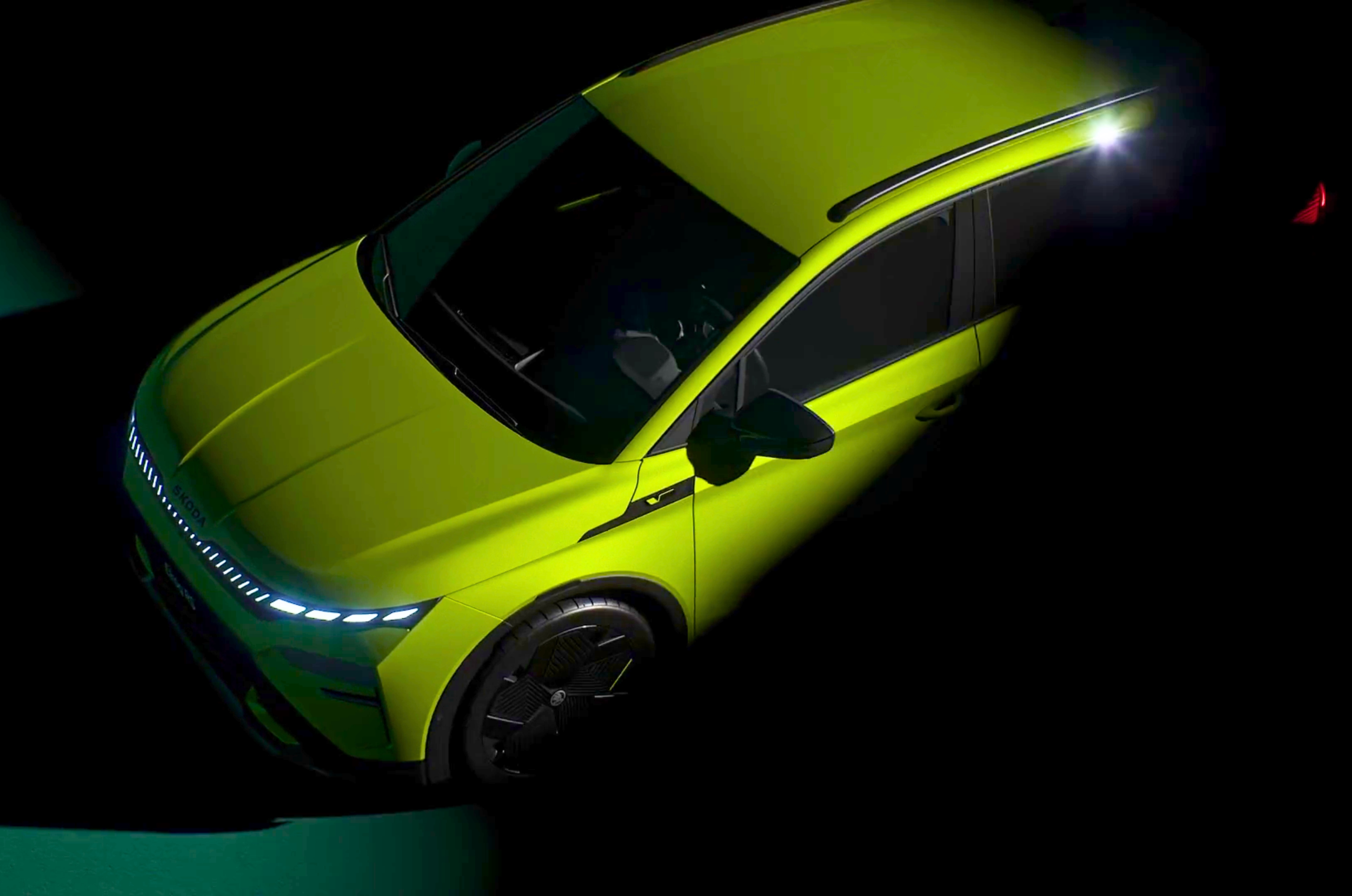 Skoda Elroq RS top shot