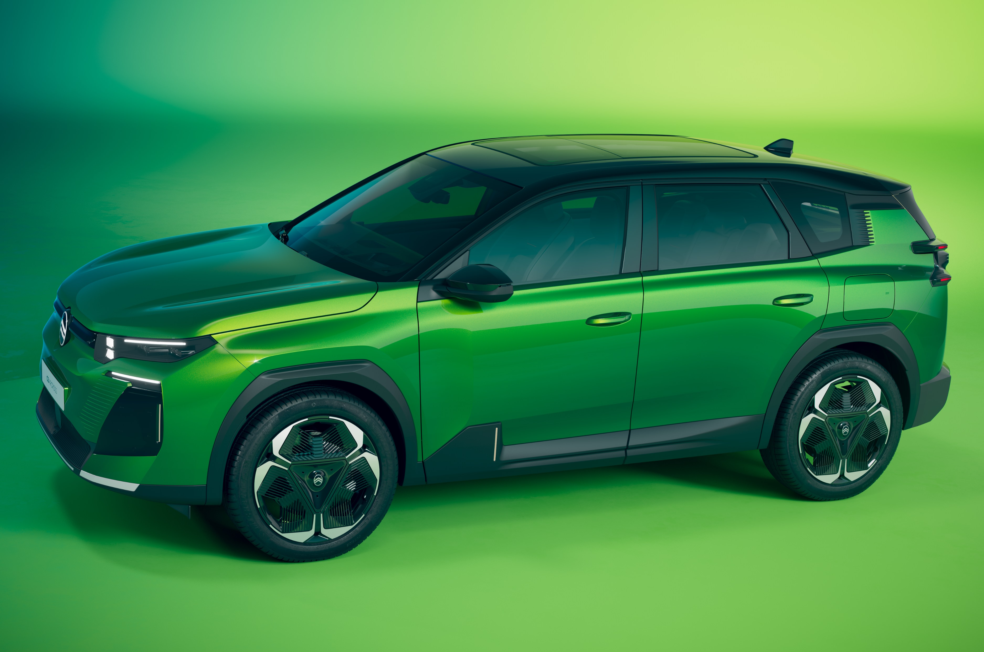 Citroen C5 Aircross side profile 