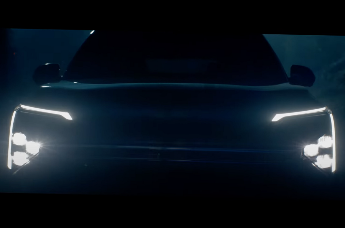 Kia Carens facelift Clavis 2025 lights