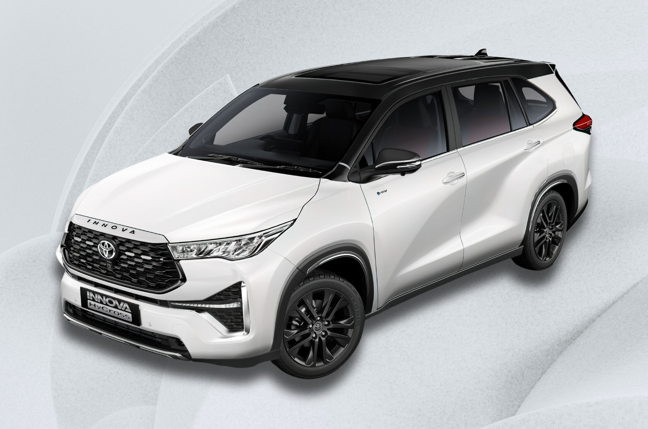 Toyota Innova Hycross Exclusive Edition