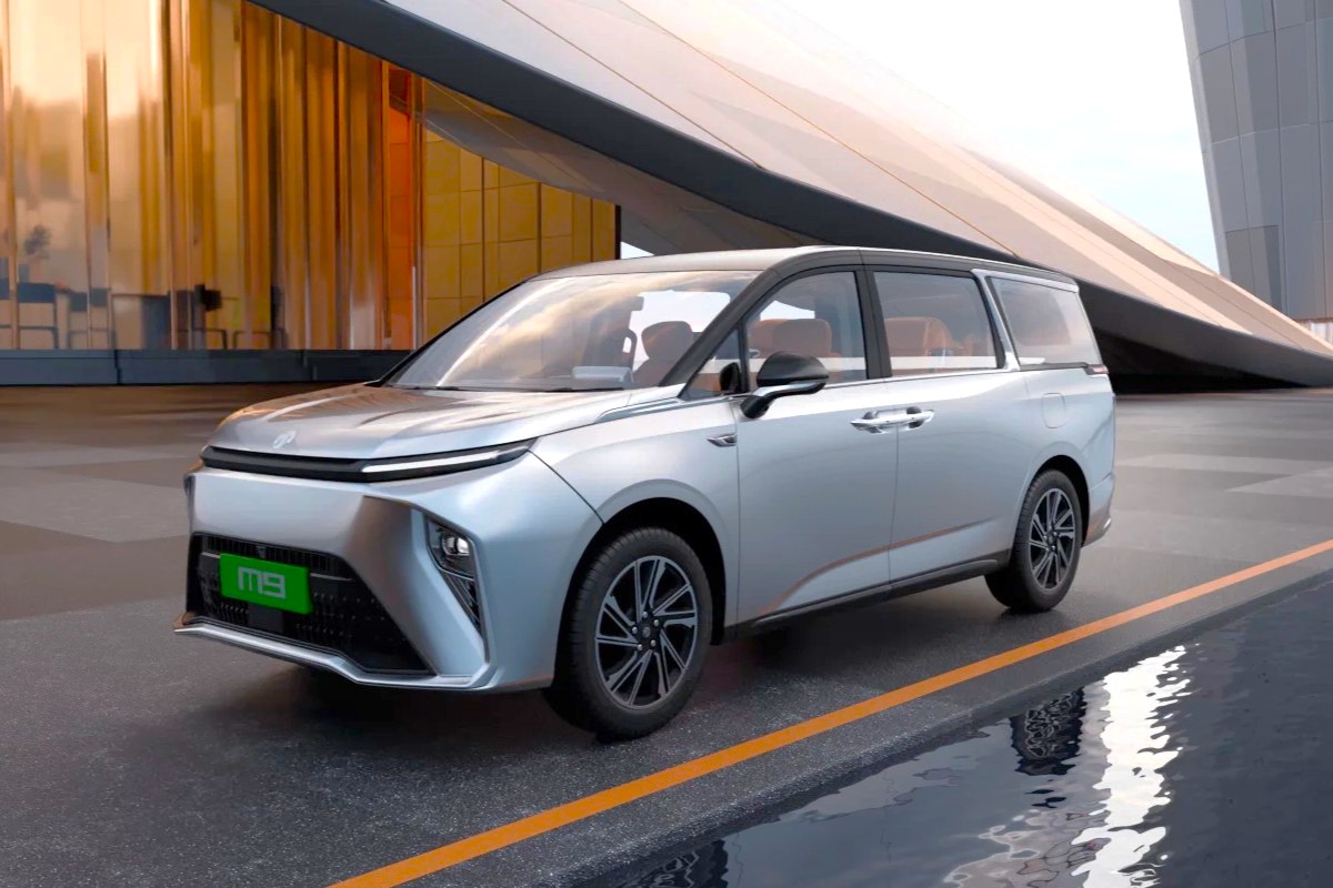 MG M9 electric MPV bookings open at Rs 51,000