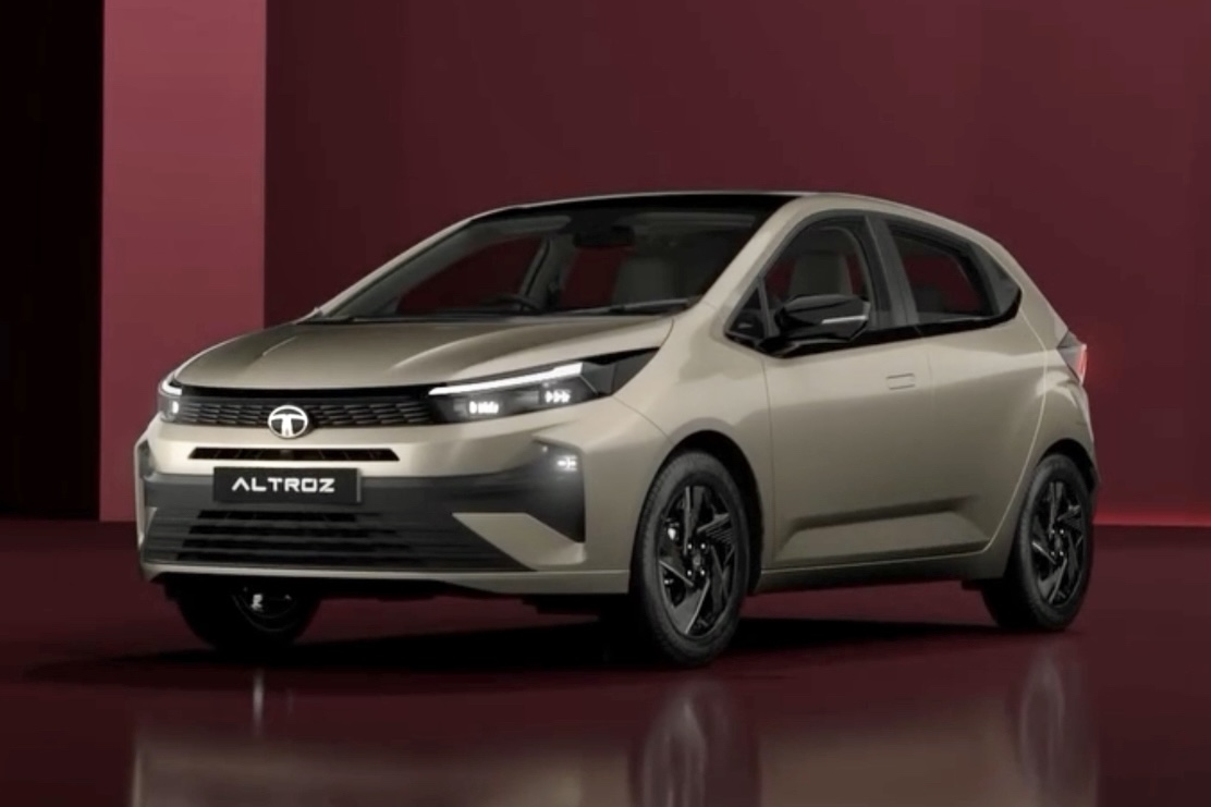 Tata Altroz facelift unveiled with new design, more premium&#160;interior