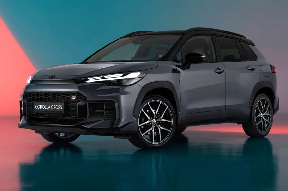 2025 Toyota Corolla Cross GR Sport front 