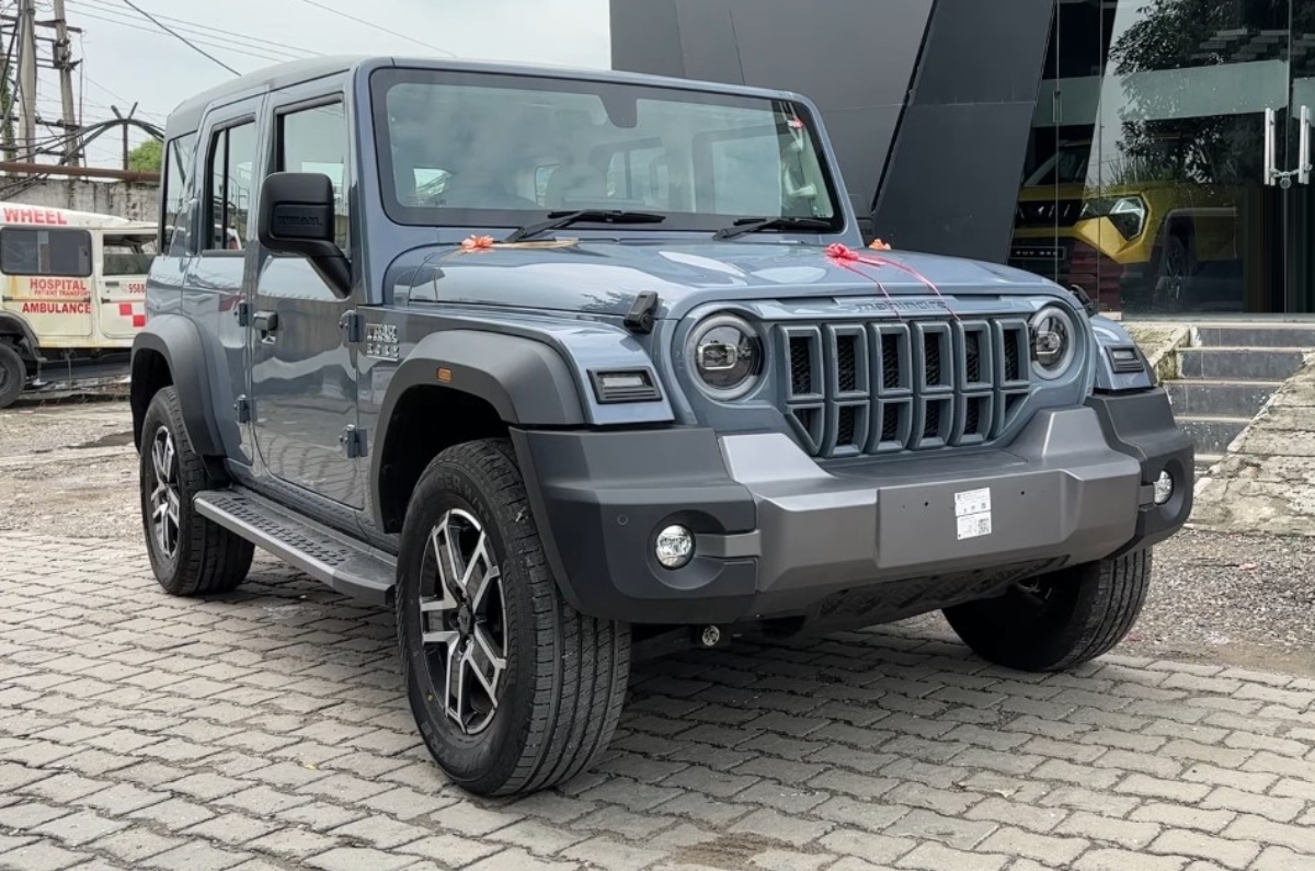 Mahindra Thar Roxx showroom Mahindra Thar Roxx showroom