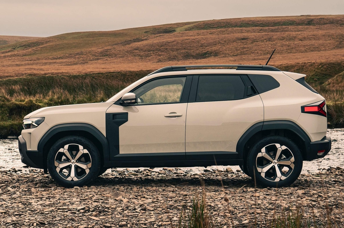 Renault Dacia Duster side profile Renault Dacia Duster side profile