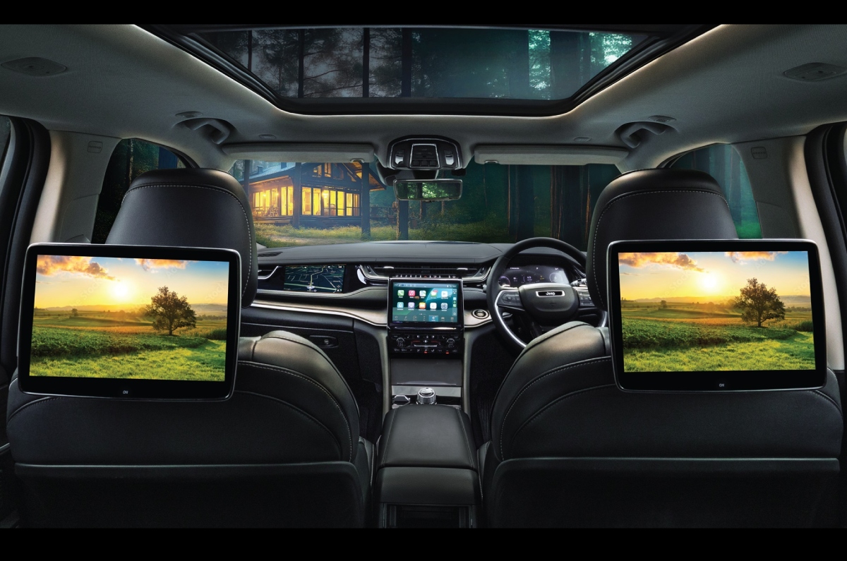 Jeep Grand Cherokee Signature Edition rear infotainment touchscreens