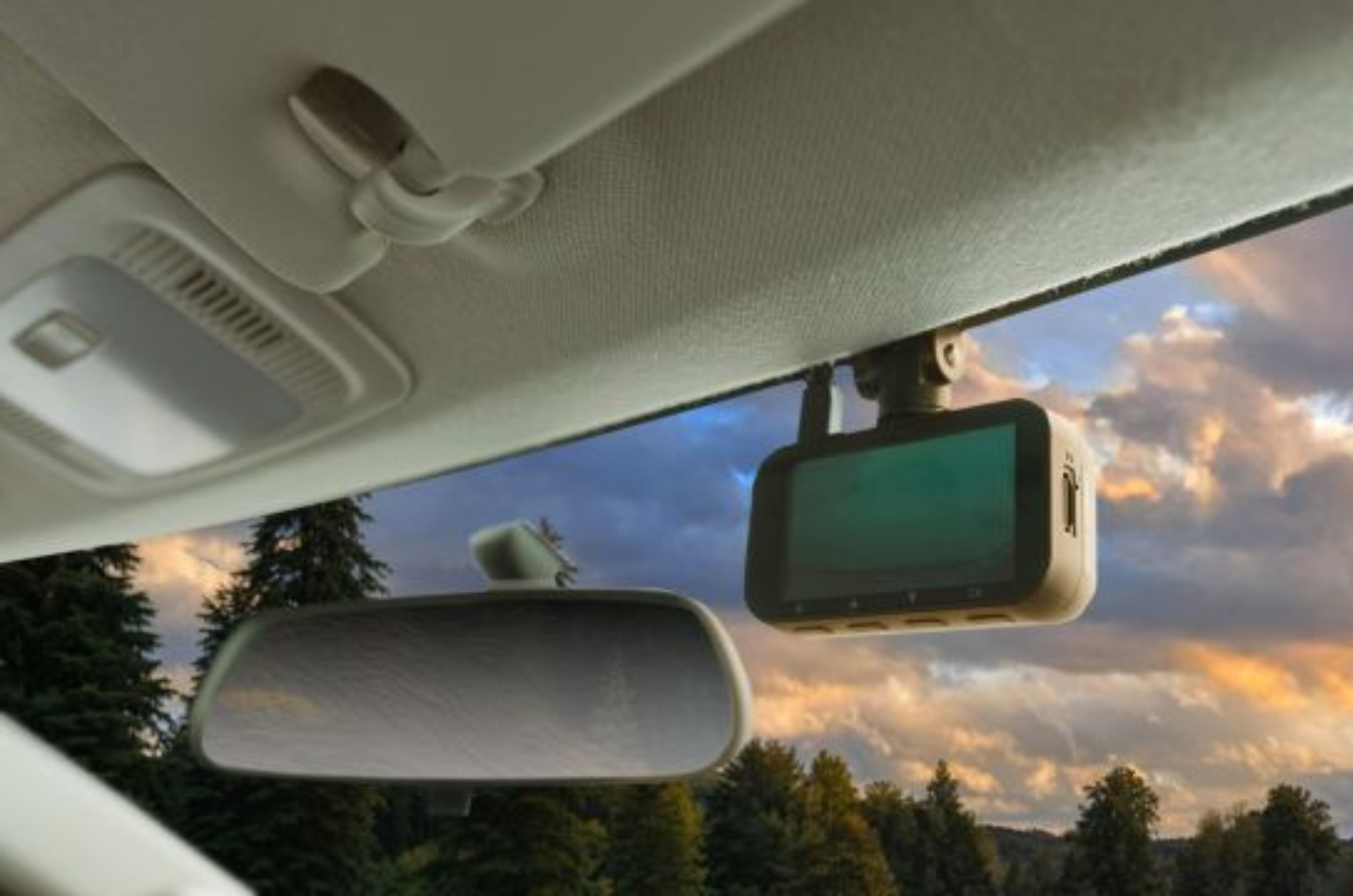 Citroen C3 dash camera wireless charger