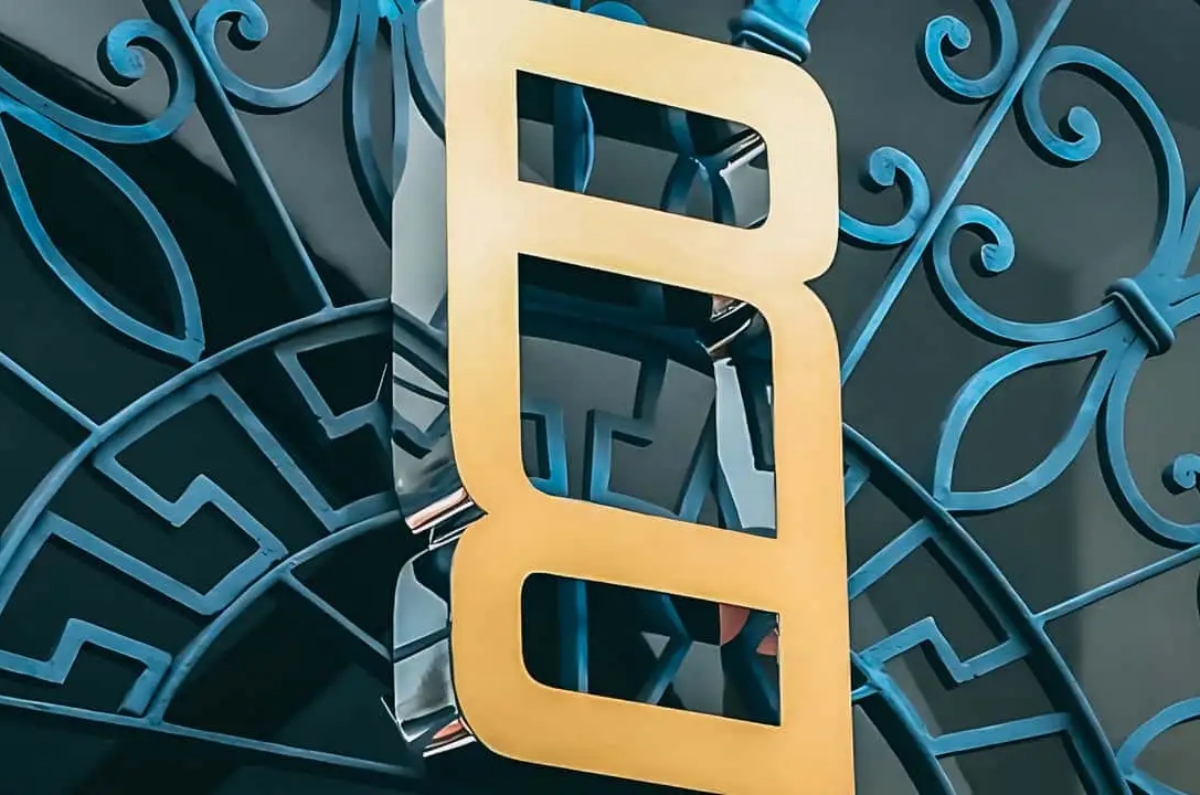 New Range Rover logo won't replace the lettermark