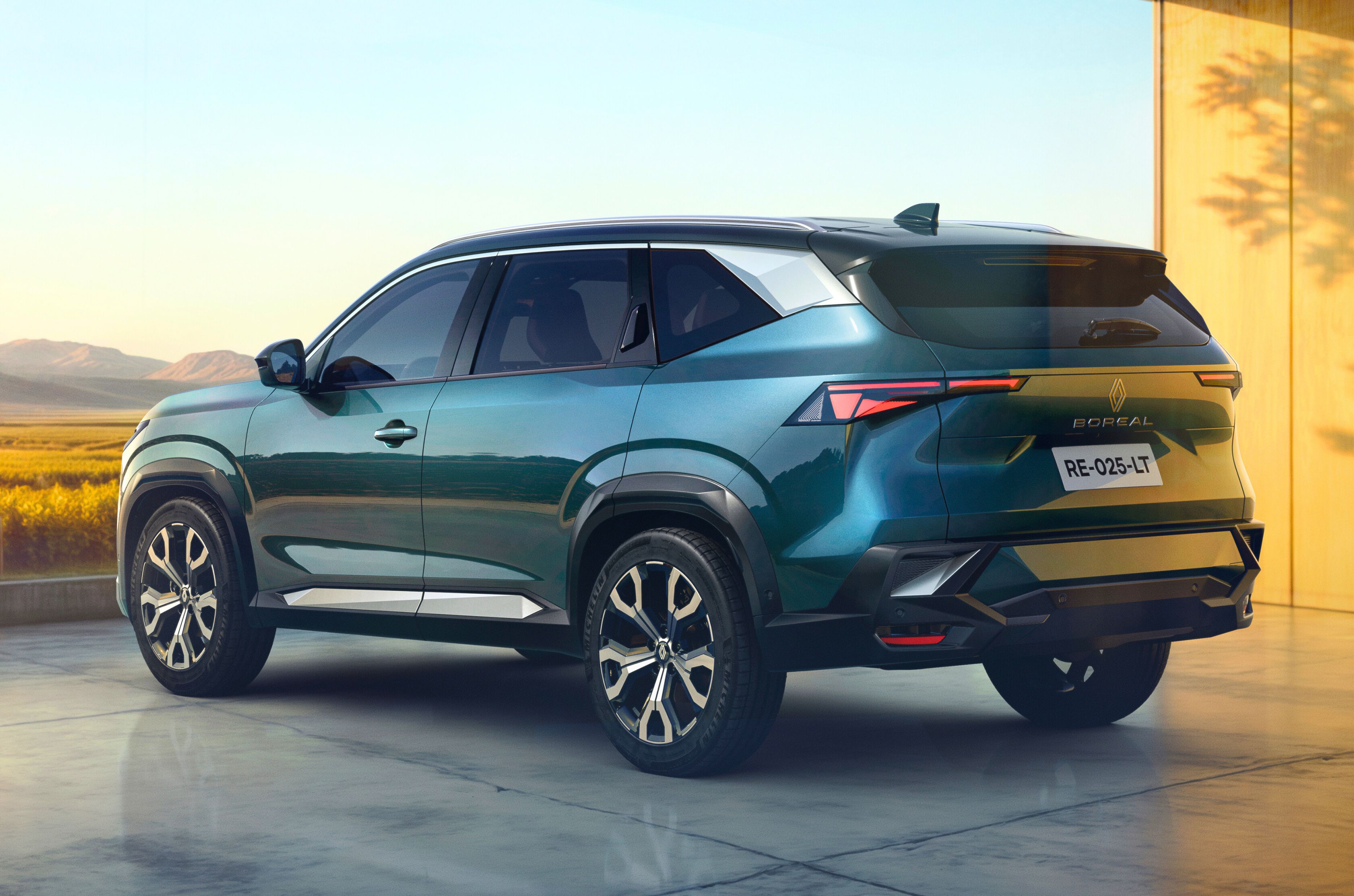 Renault Boreal rear profile