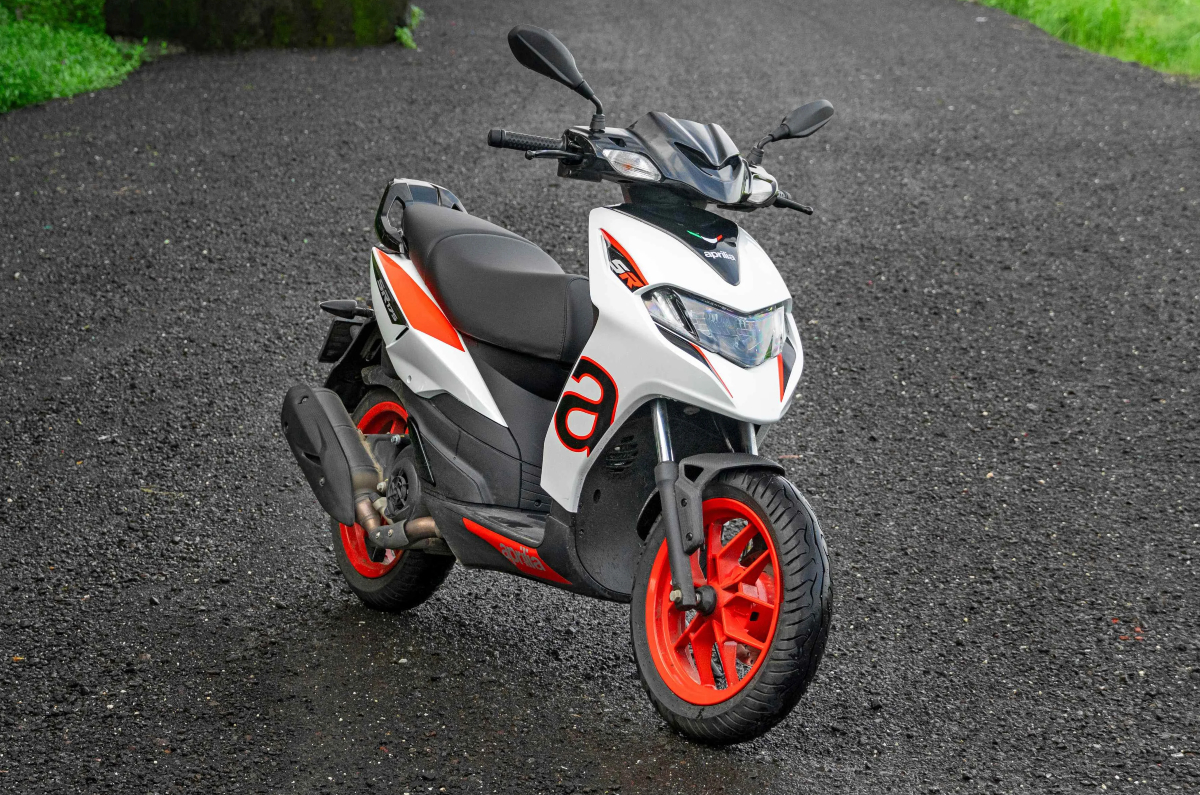 3 reasons to buy the Aprilia SR175 and 2 to skip