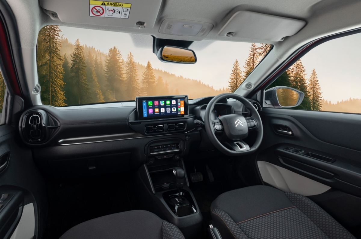 Citroen C3 X Shine interior