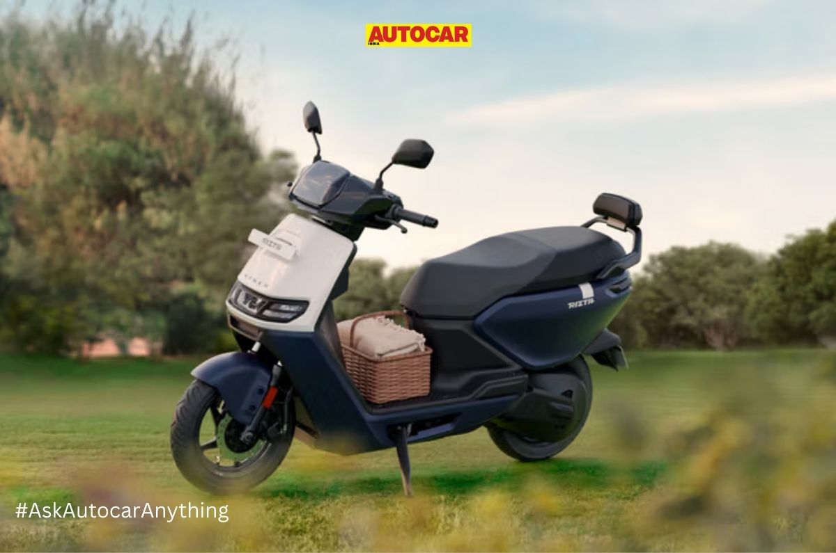 Comfortable electric scooter for 55km daily commute