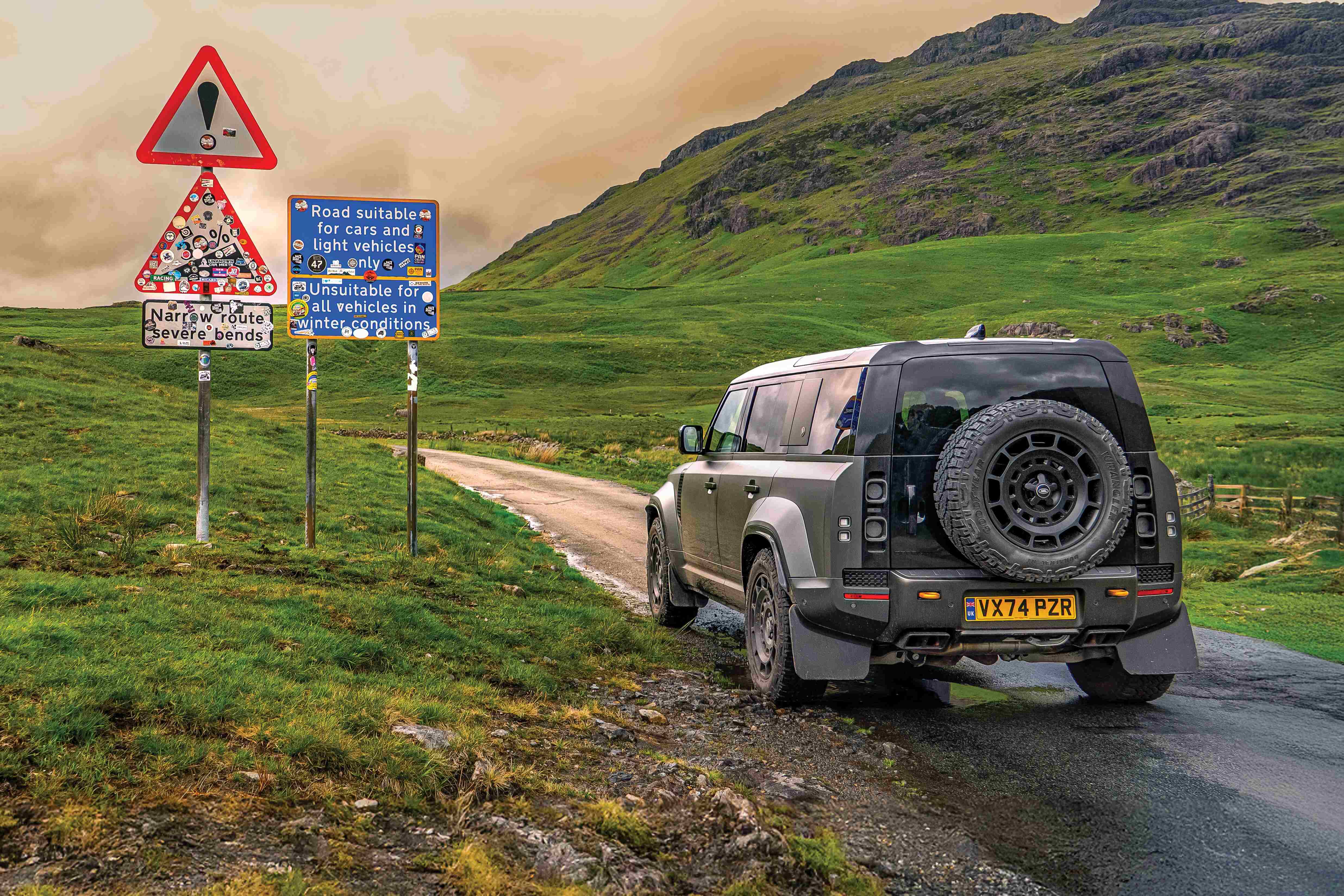 2025 land rover defender octa road trip uk 2025 land rover defender octa in field