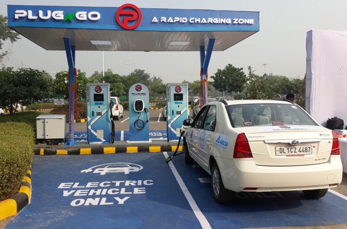 Delhi EV Plug and Go charging point 