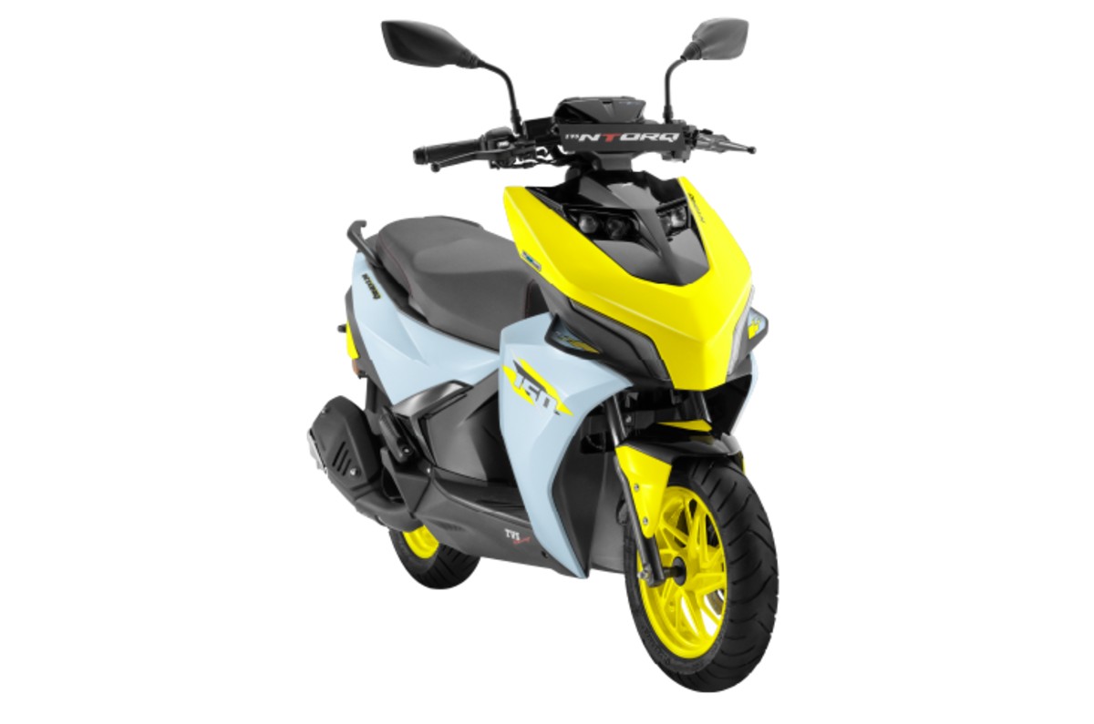 TVS Ntorq 150 front right image in studio