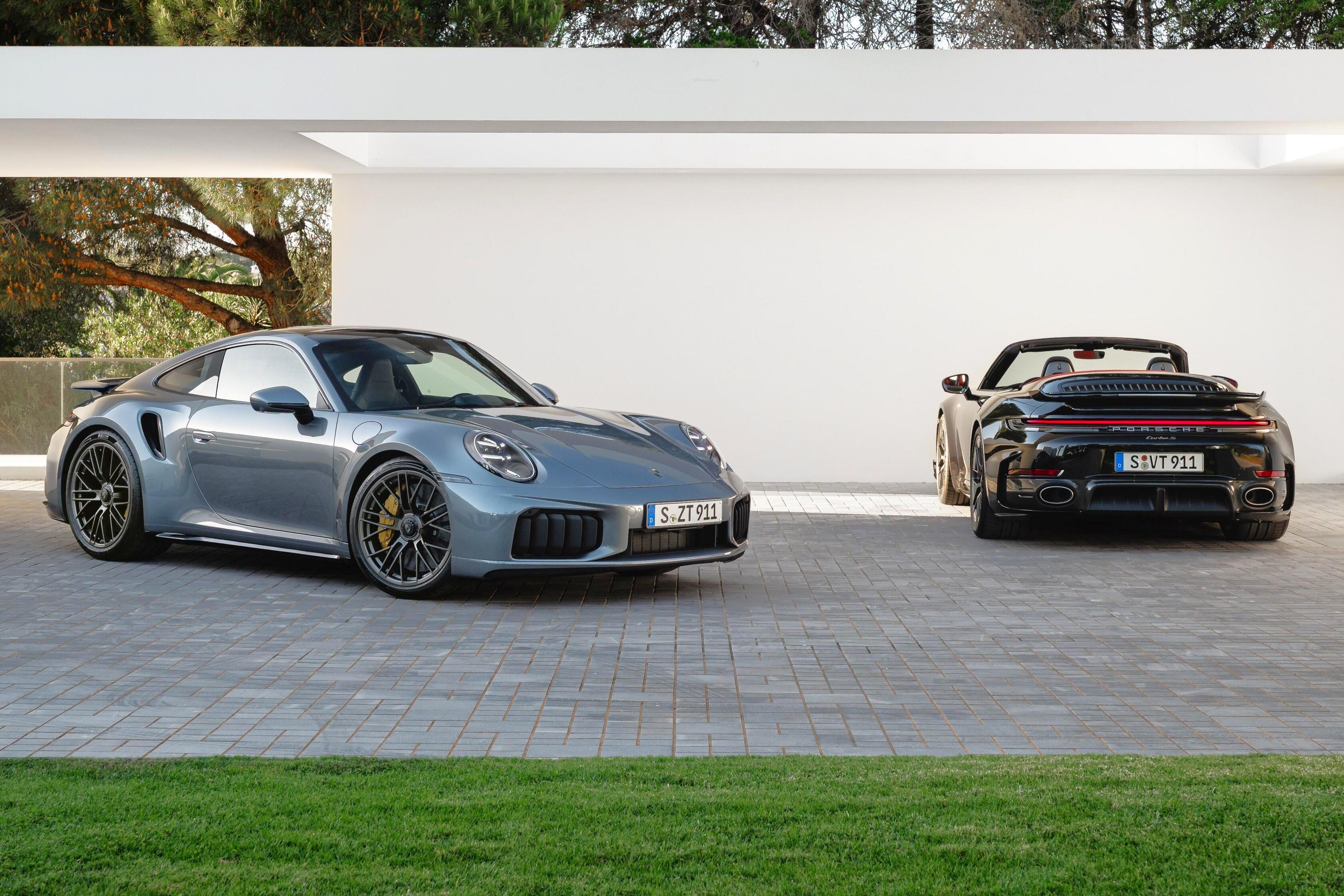 2025 porsche 911 turbo s coupe and cabriolet