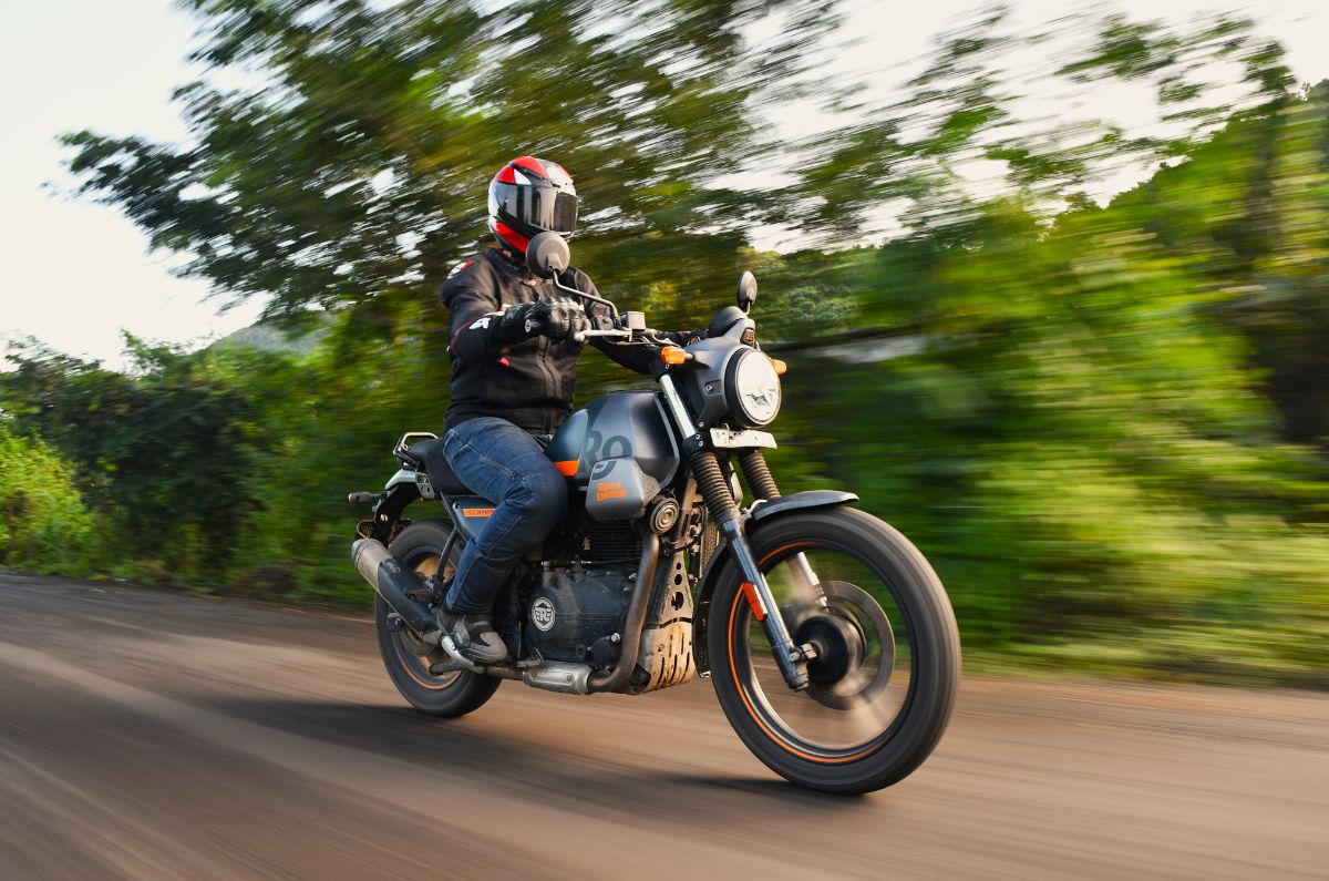 Royal Enfield Scram 440 front three fourth tracking  shot