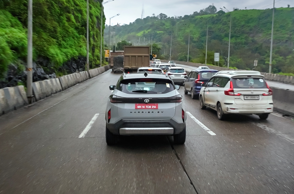 Tata Harrier EV Mumbai-Pune expressway