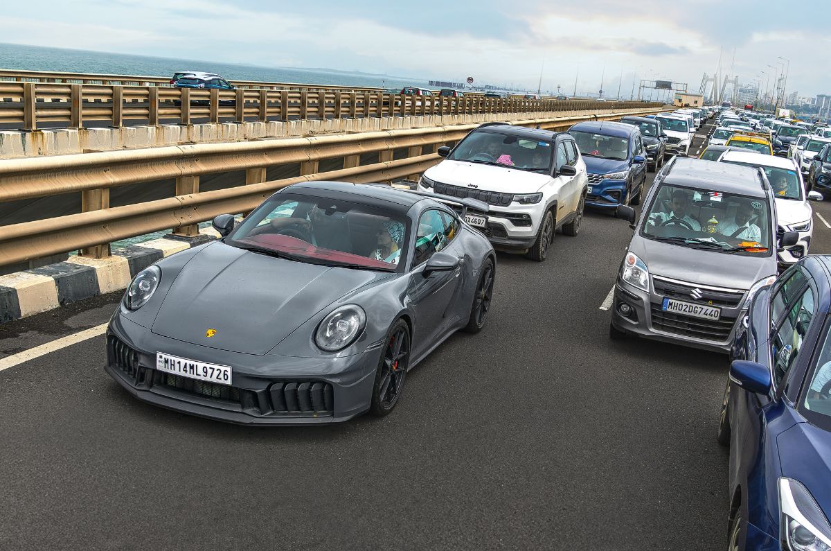 Porsche 911 Carrera 4 GTS 