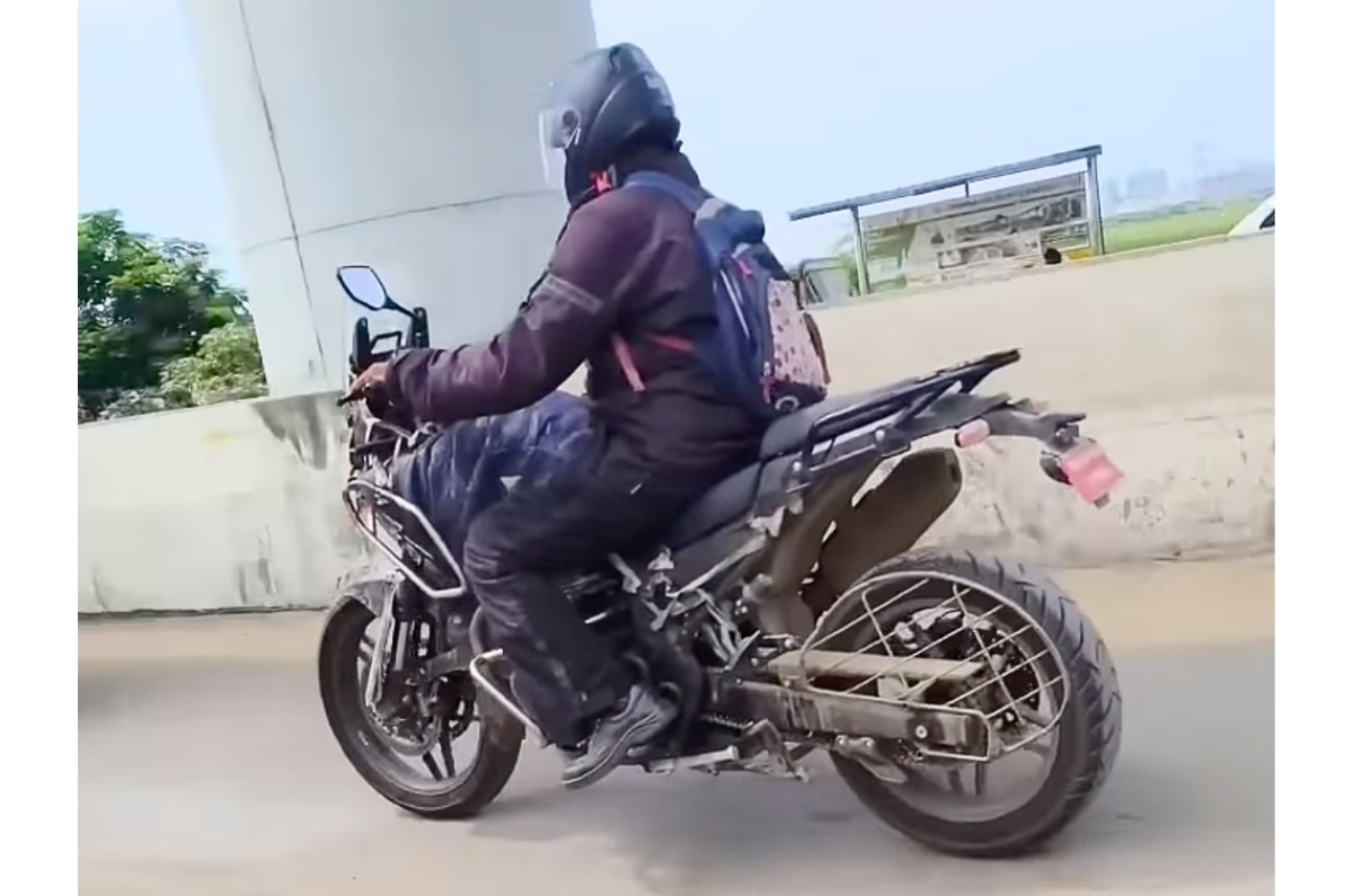 Royal Enfield Himalayan 750 spied, looks production ready
