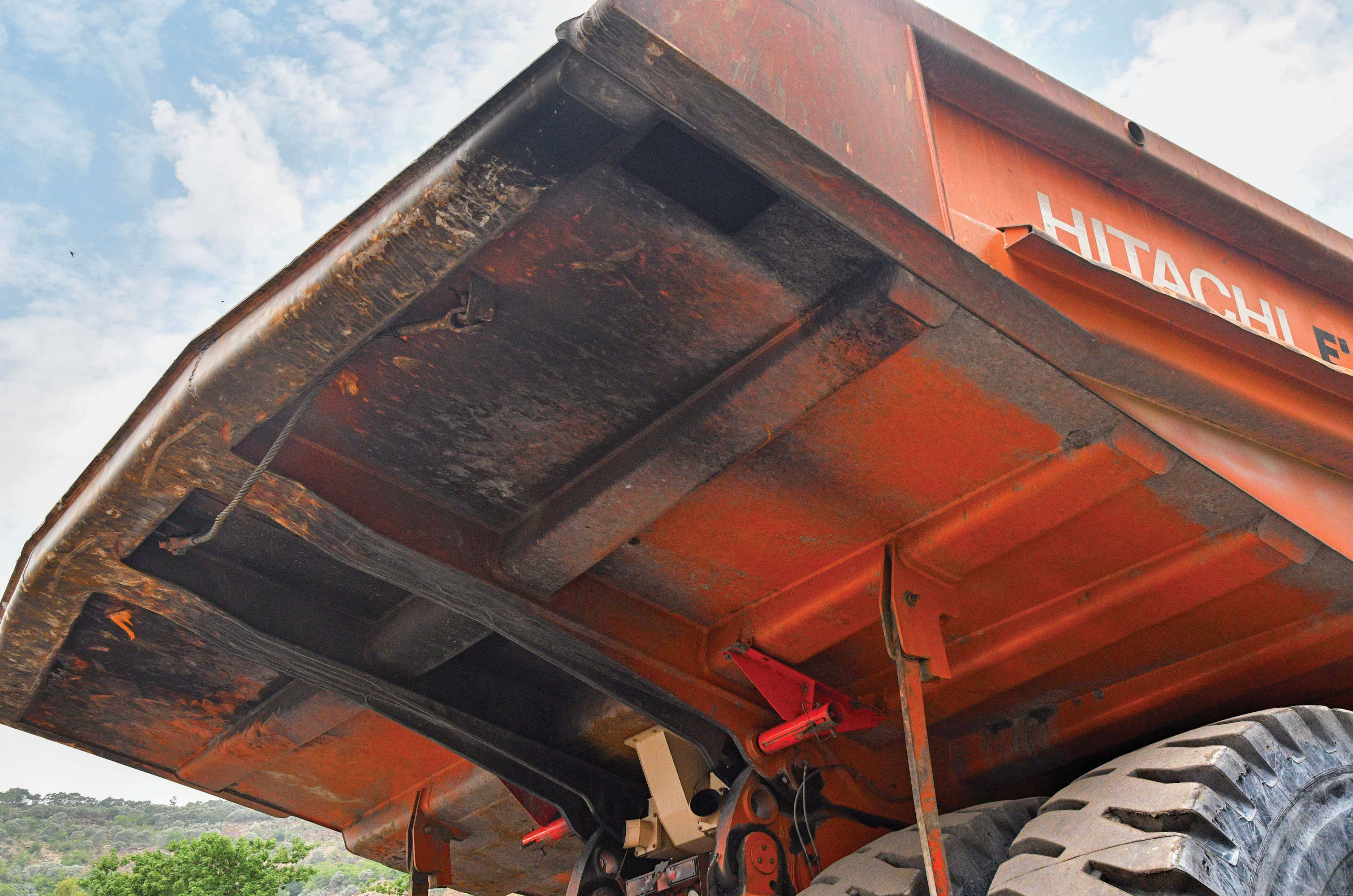 v16 hybrid mine truck drive feature v16 hybrid mine truck drive feature