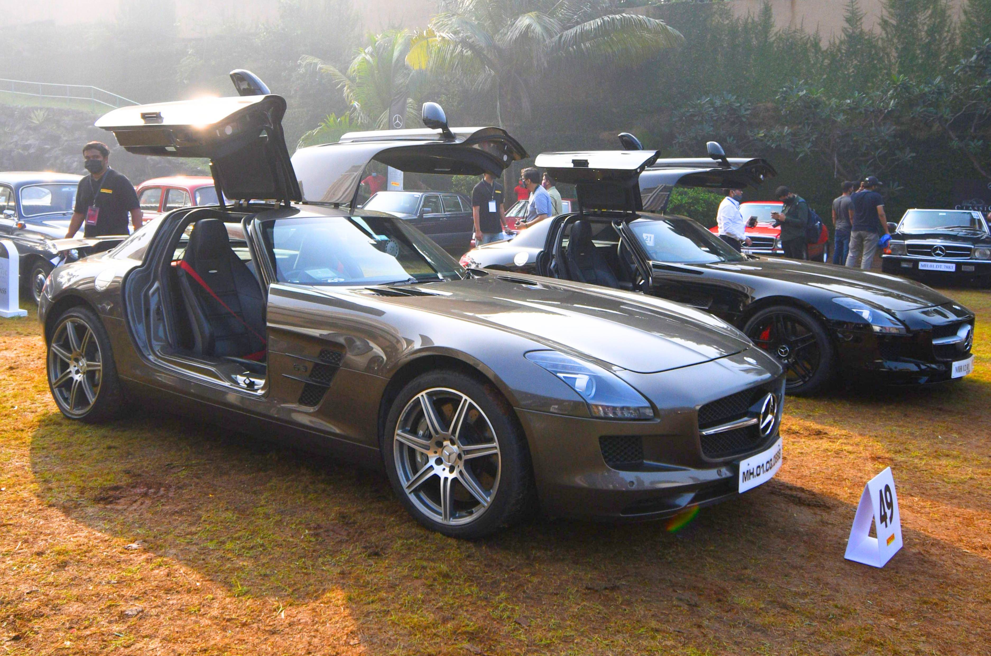 Mercedes SLS AMG front quarter 