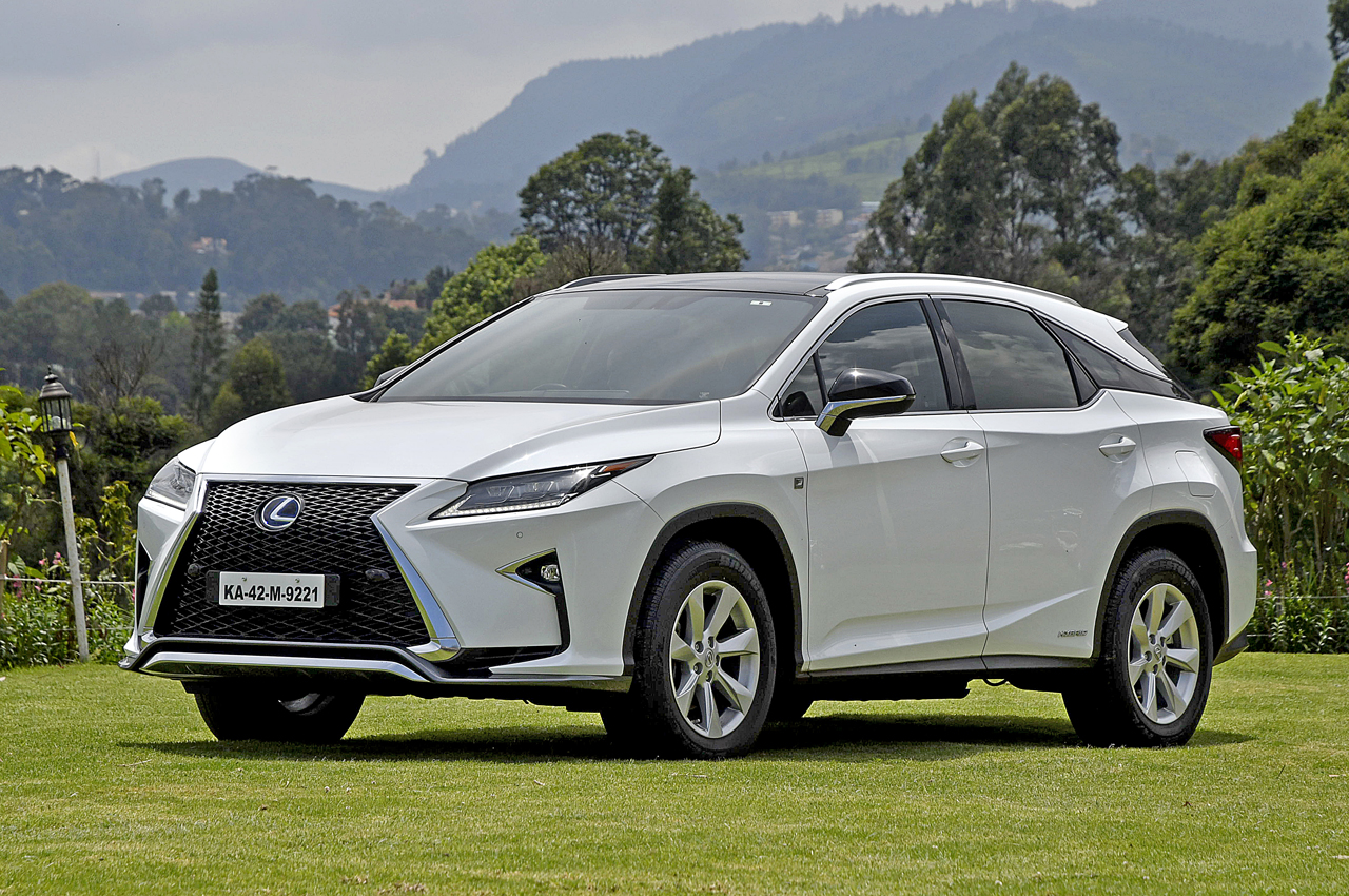 Фото лексуса 300. Lexus RX 450h 2017. Lexus RX 450h 2022. Lexus RX 450h 2021. Lexus rx450h long.