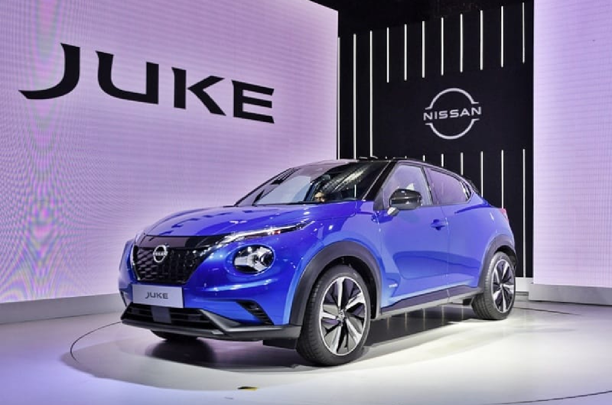 Nissan Juke front quarter 