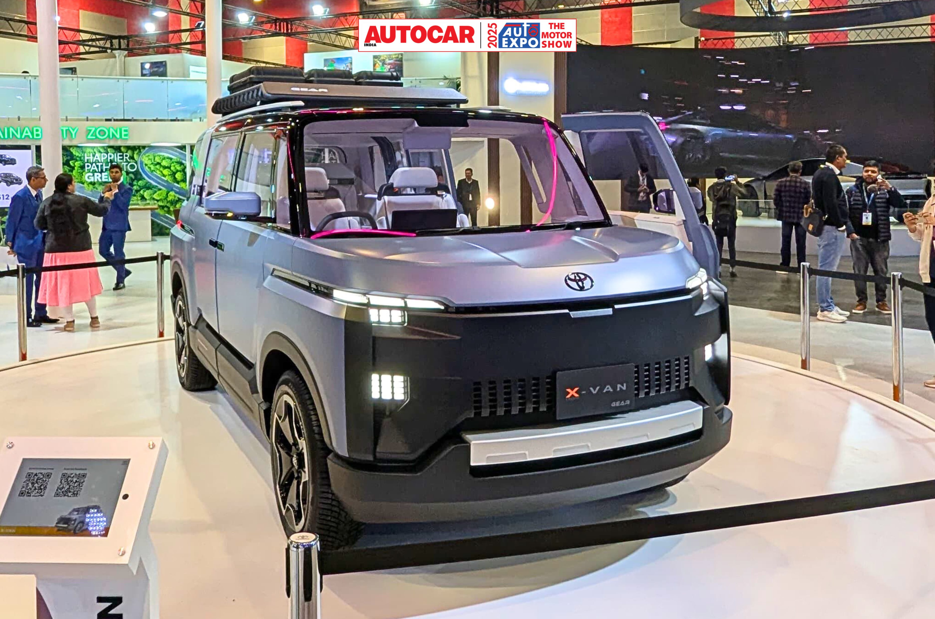 Toyota X-Van concept image gallery